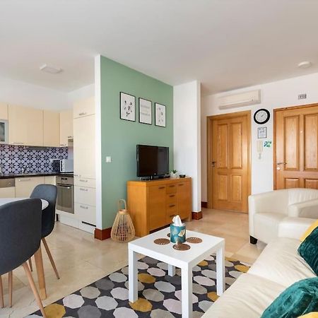 Seaesta Apartment Pool And Beach سلاتين المظهر الخارجي الصورة