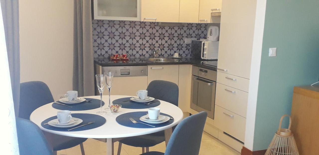 Seaesta Apartment Pool And Beach سلاتين المظهر الخارجي الصورة