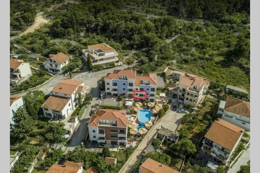Seaesta Apartment Pool And Beach سلاتين المظهر الخارجي الصورة
